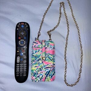 Lilly Pulitzer phone wallet Crossbody chain